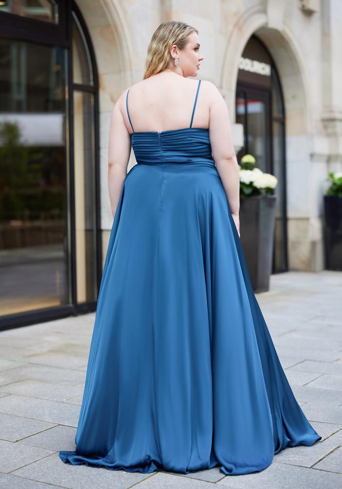 CK peacock green hinten