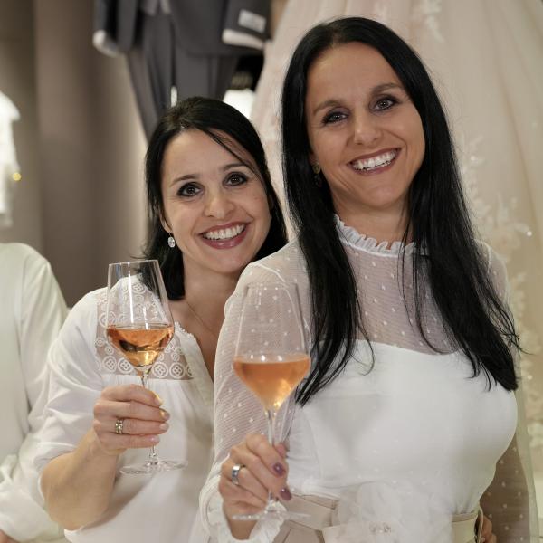 Zwei Schwestern, ein Traum.