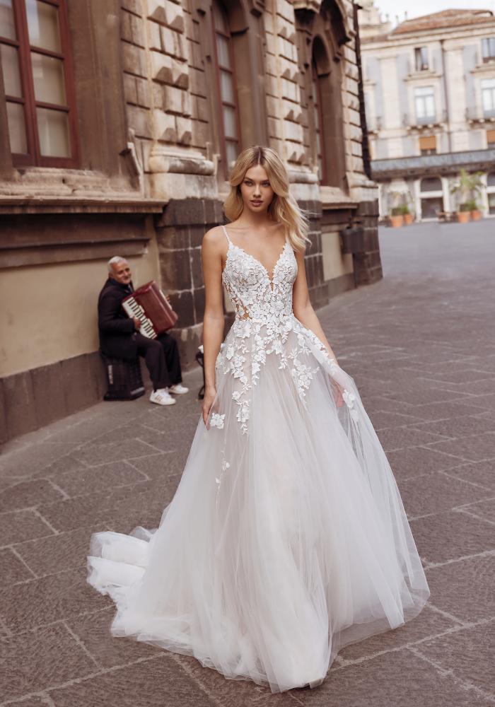 Rachel Modeca A-Linie